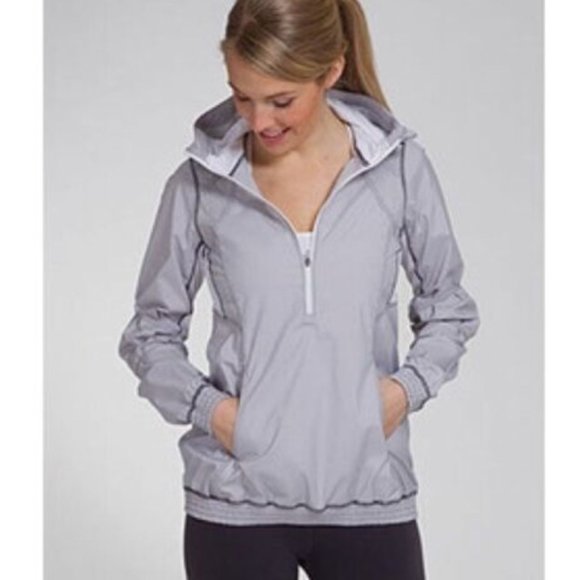 lululemon athletica Jackets & Blazers - Lululemon Run Willpower Pullover Jacket Size 6 Hooded 1/2 zip